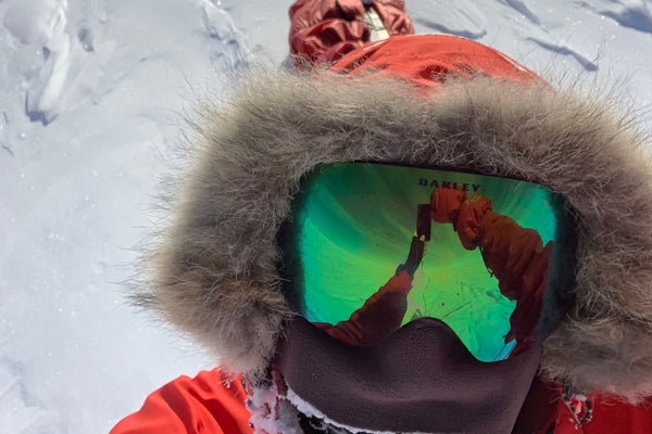 Lou Rudd Selfie On Ice