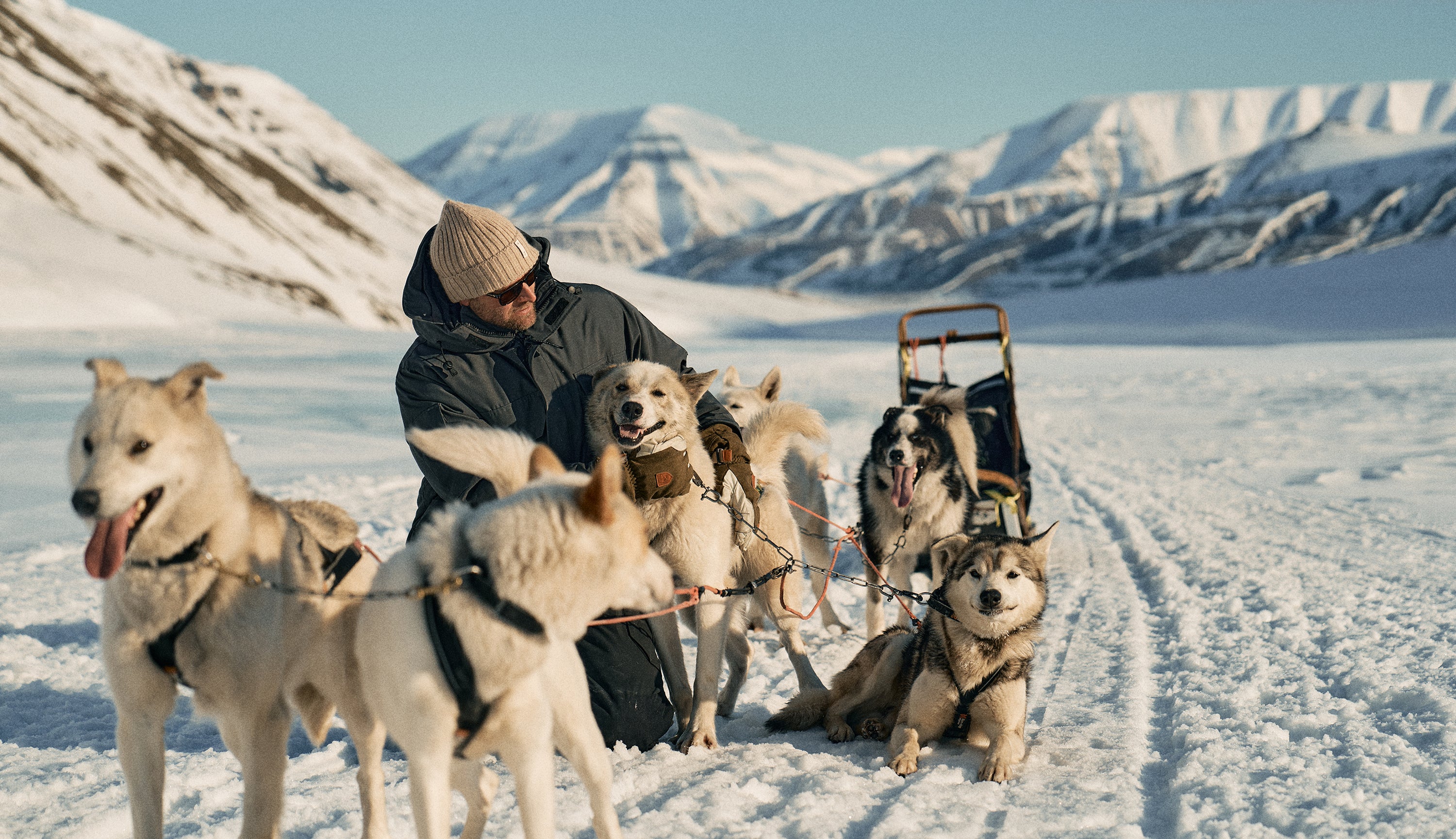 Svalbard Dog Sled and Snowmobile Challenge